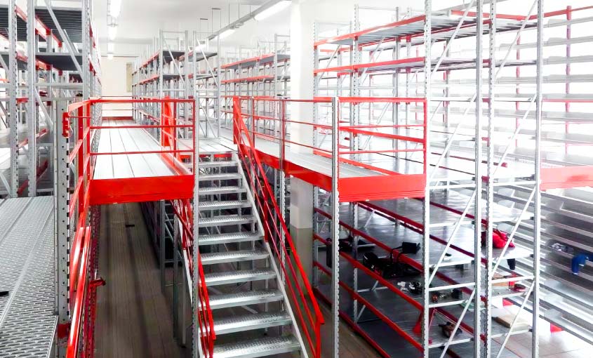 Soppalchi per magazzino e ottimizzazione volumetrica