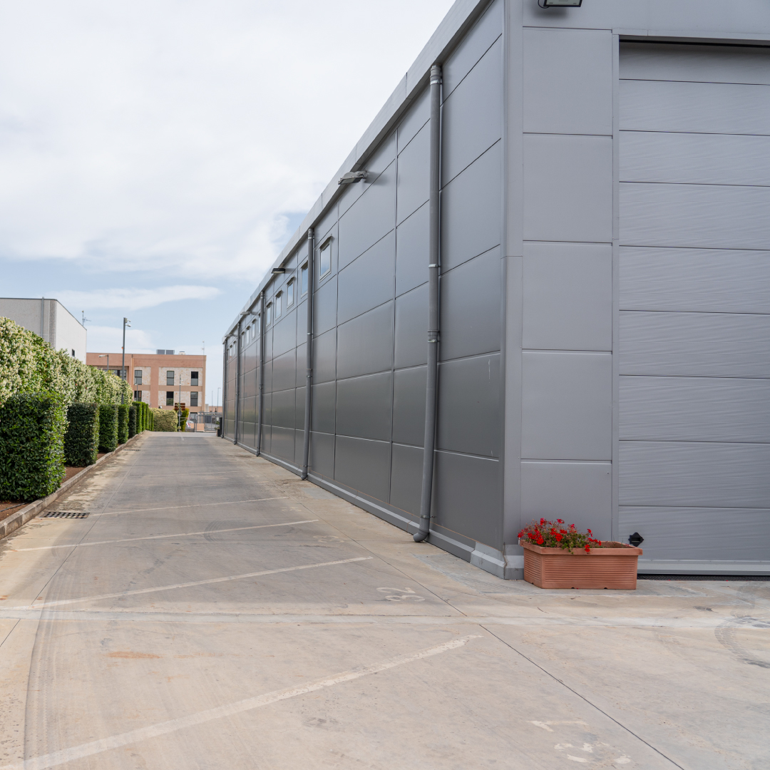 Capannone industriale per espansione del magazzino Capannone industriale valutato per l'espansione del magazzino