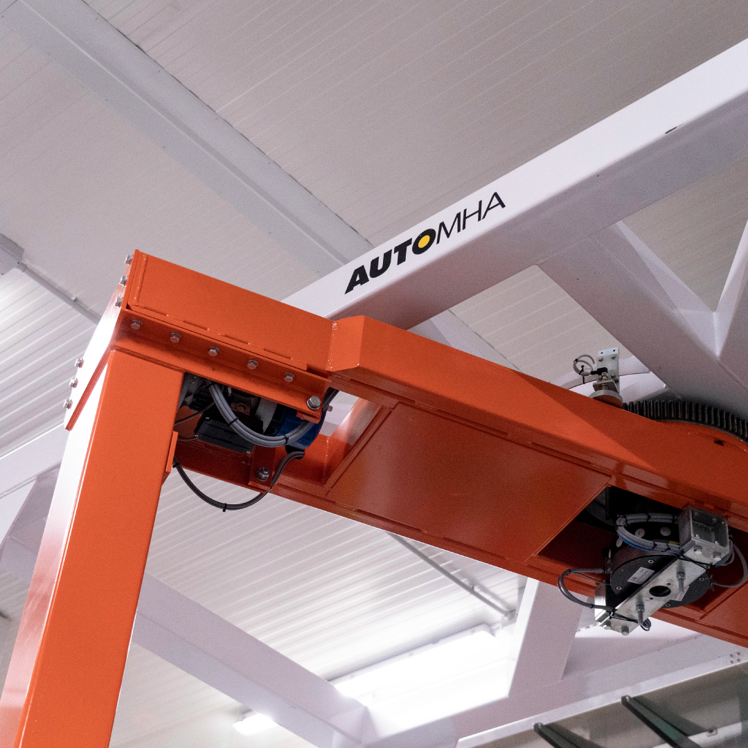Trasloelevatore integrato con WMS ed ERP Trasloelevatore automatico integrato con i sistemi WMS ed ERP